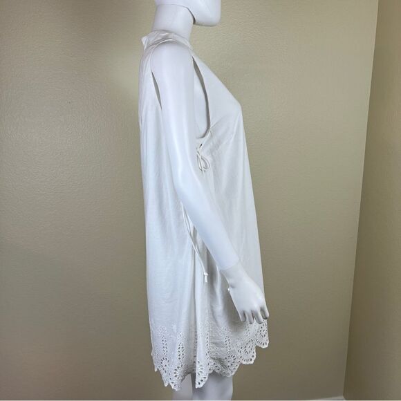 BCBGeneration Women Size M White Cotton Eyelet Mini NEW Shift Dress Party Resort - Picture 9 of 16